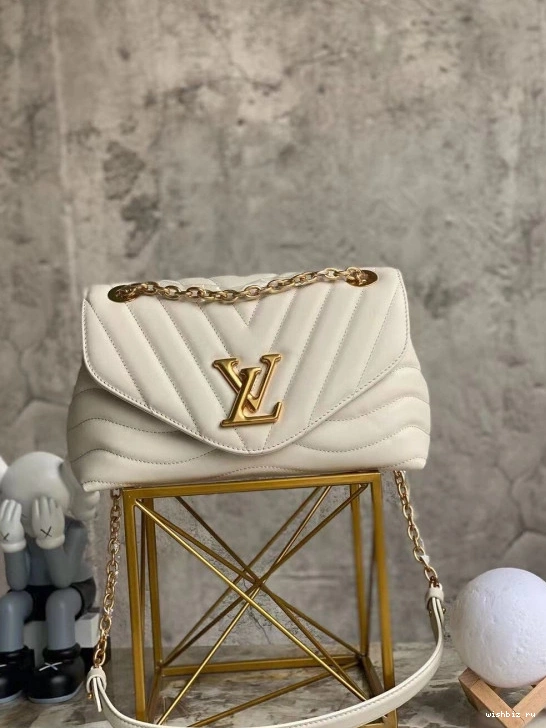 WIS NEW WAVE CHAIN VUITTON LOUIS BAG 1118